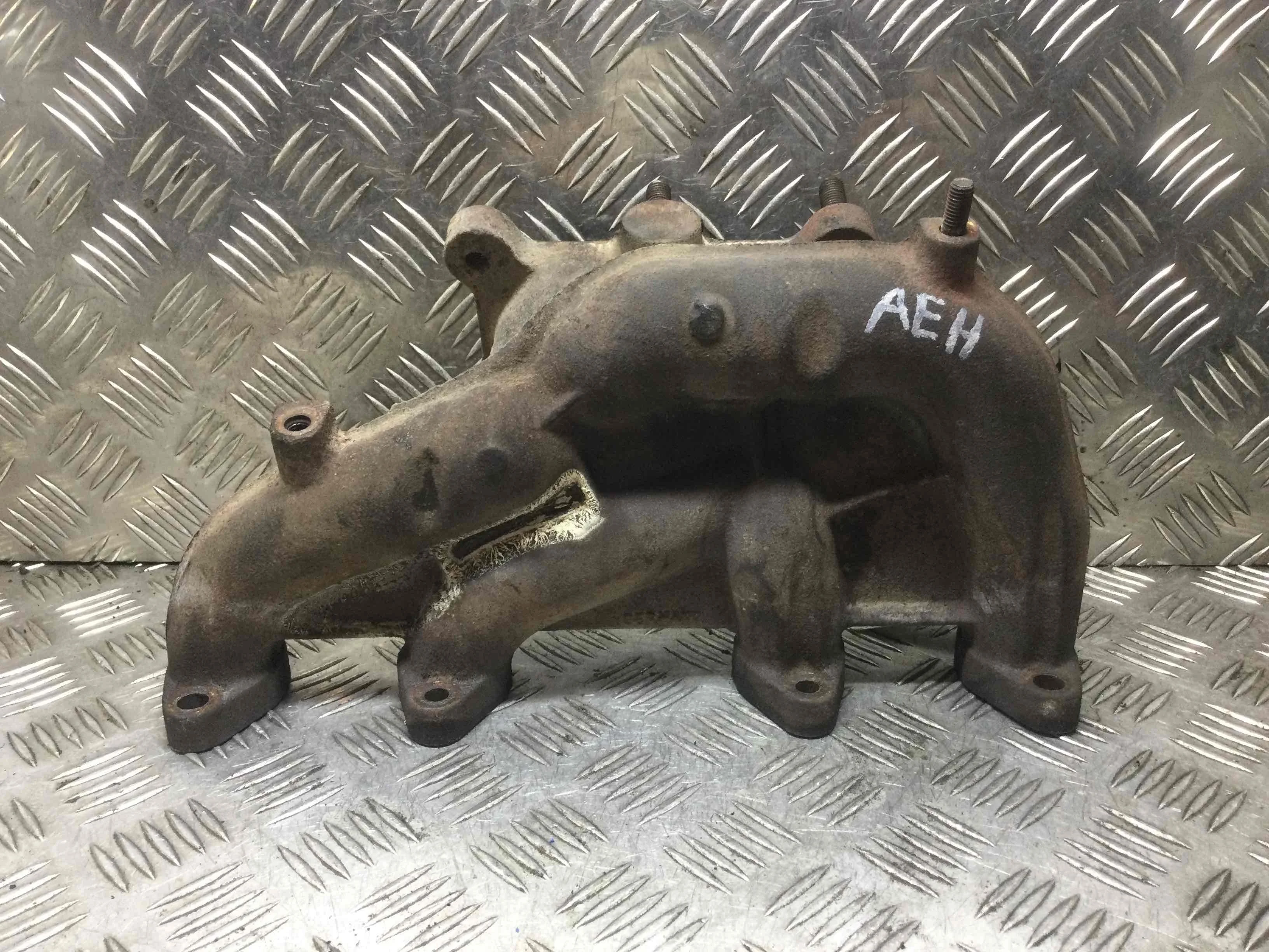 Коллектор выпускной Audi A3 8L [рестайлинг] (2000-2003) бензин 1.6 i Автомат Х/б