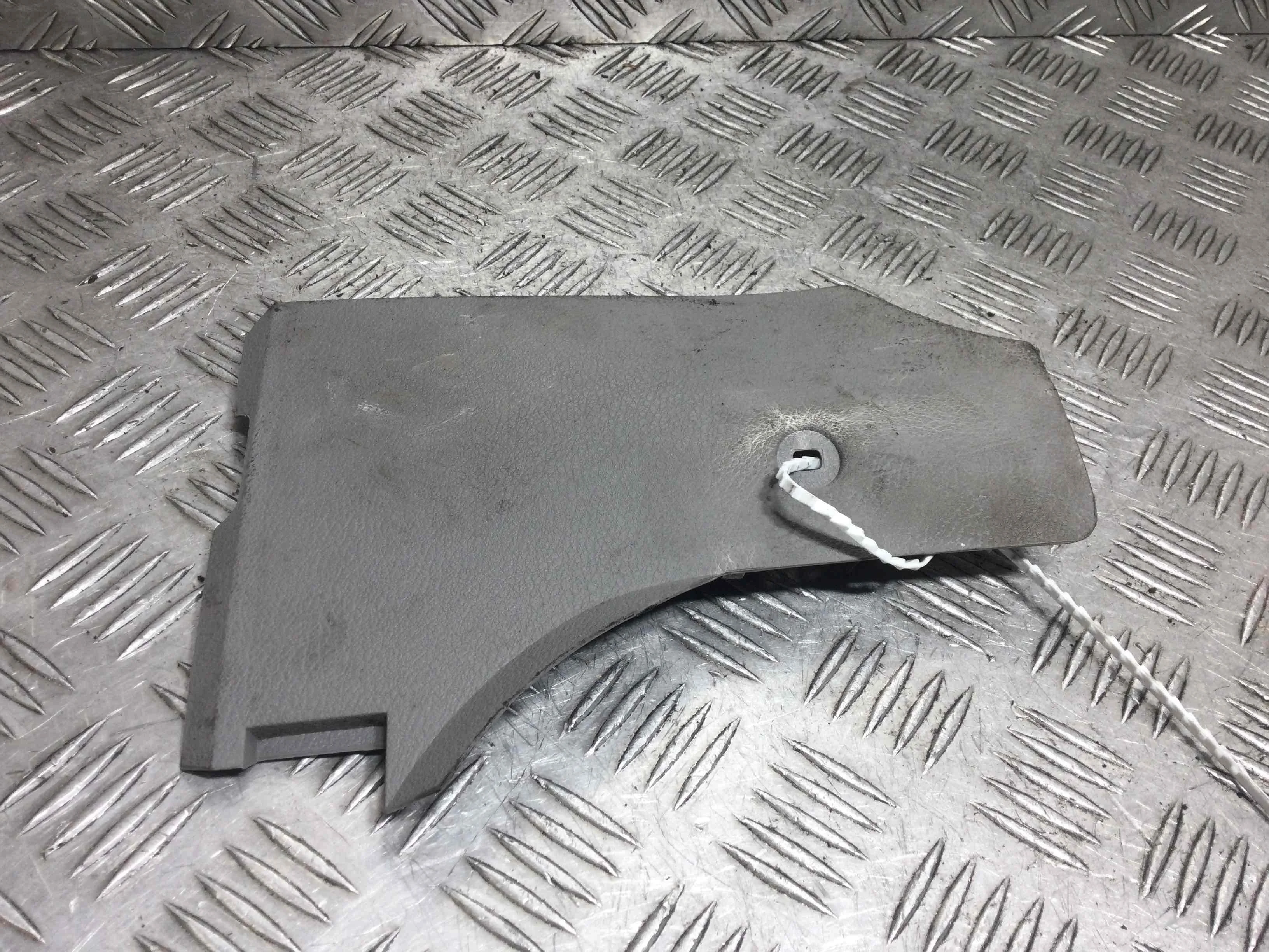 Накладка декоративная Volkswagen Bora Bora (1J) 1998 - 2005 бензин 2.0 i Механика Универсал