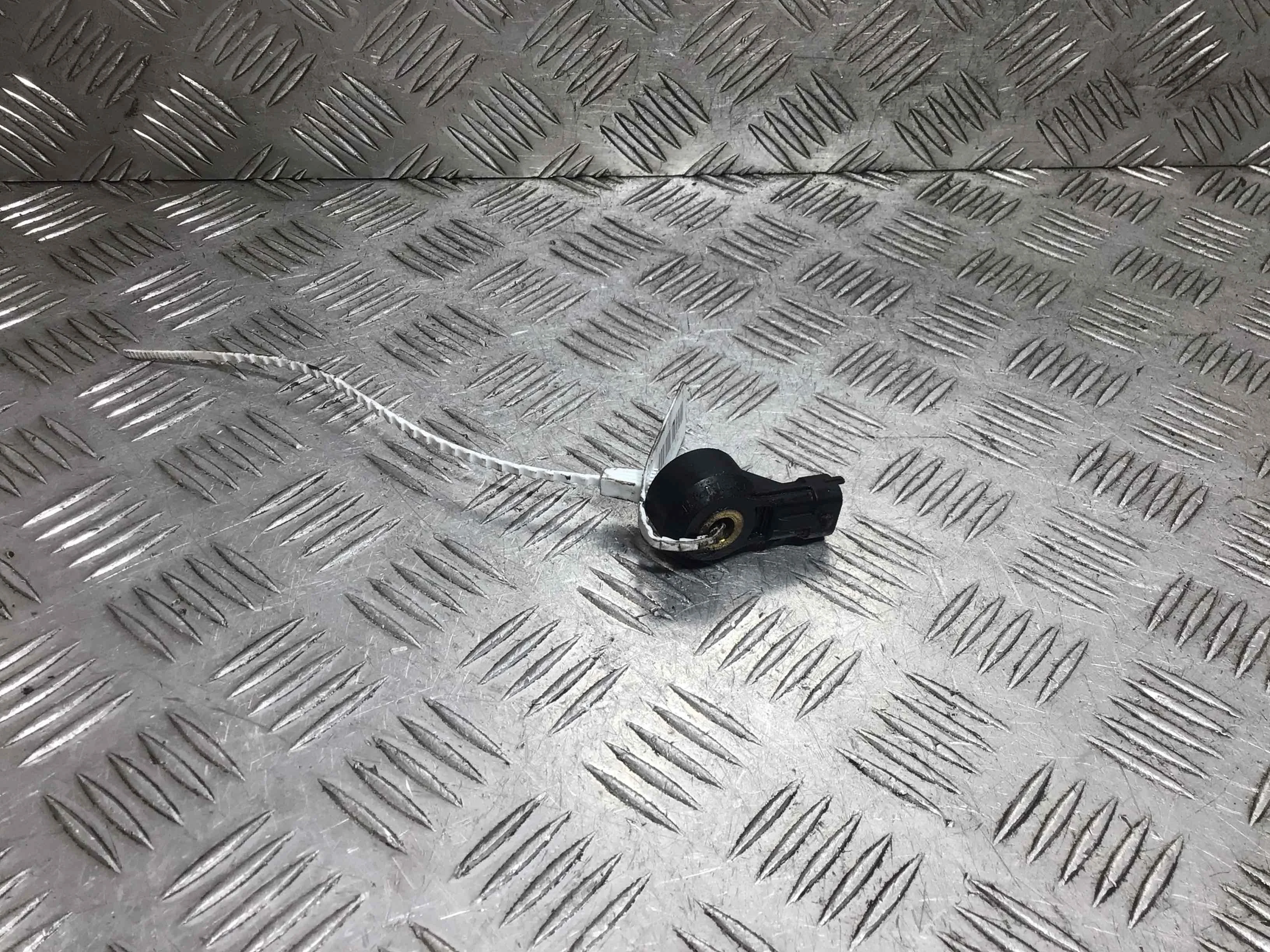 Датчик детонации Opel Zafira B (2005-2010) бензин 1.6 i Механика