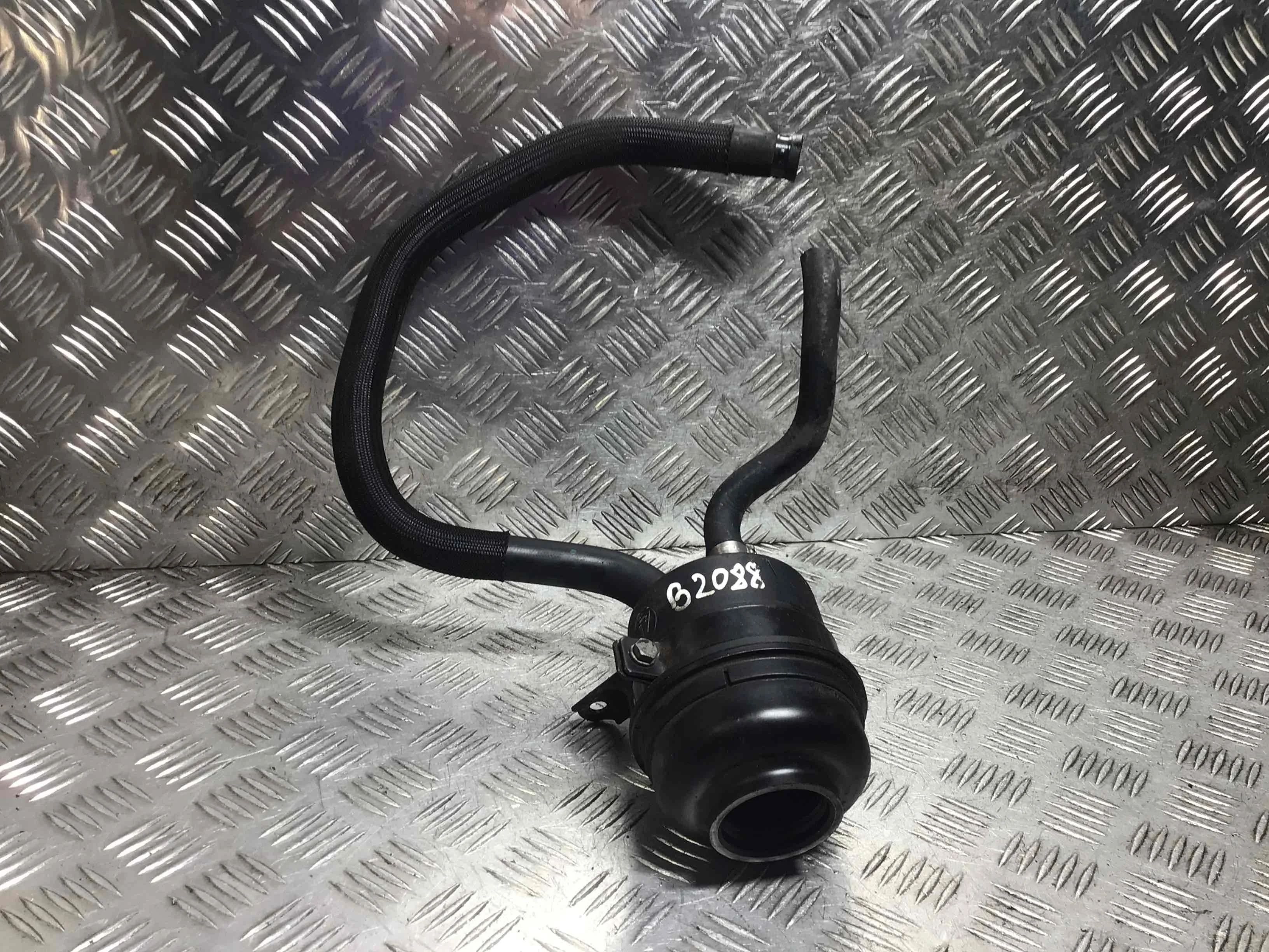 Бачок гидроусилителя BMW 5-Series E39 [рестайлинг] (2000-2004) бензин 2.5 i Автомат Универсал