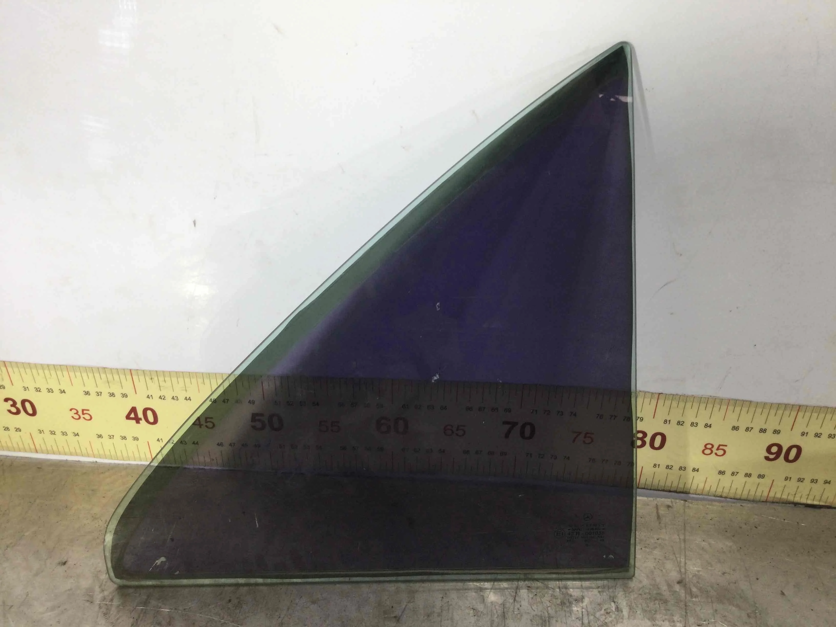 Форточка задняя правая Mercedes E-klasse E-klasse (W210) 1995 - 2003 дизель 2.2 CDI Механика Седан