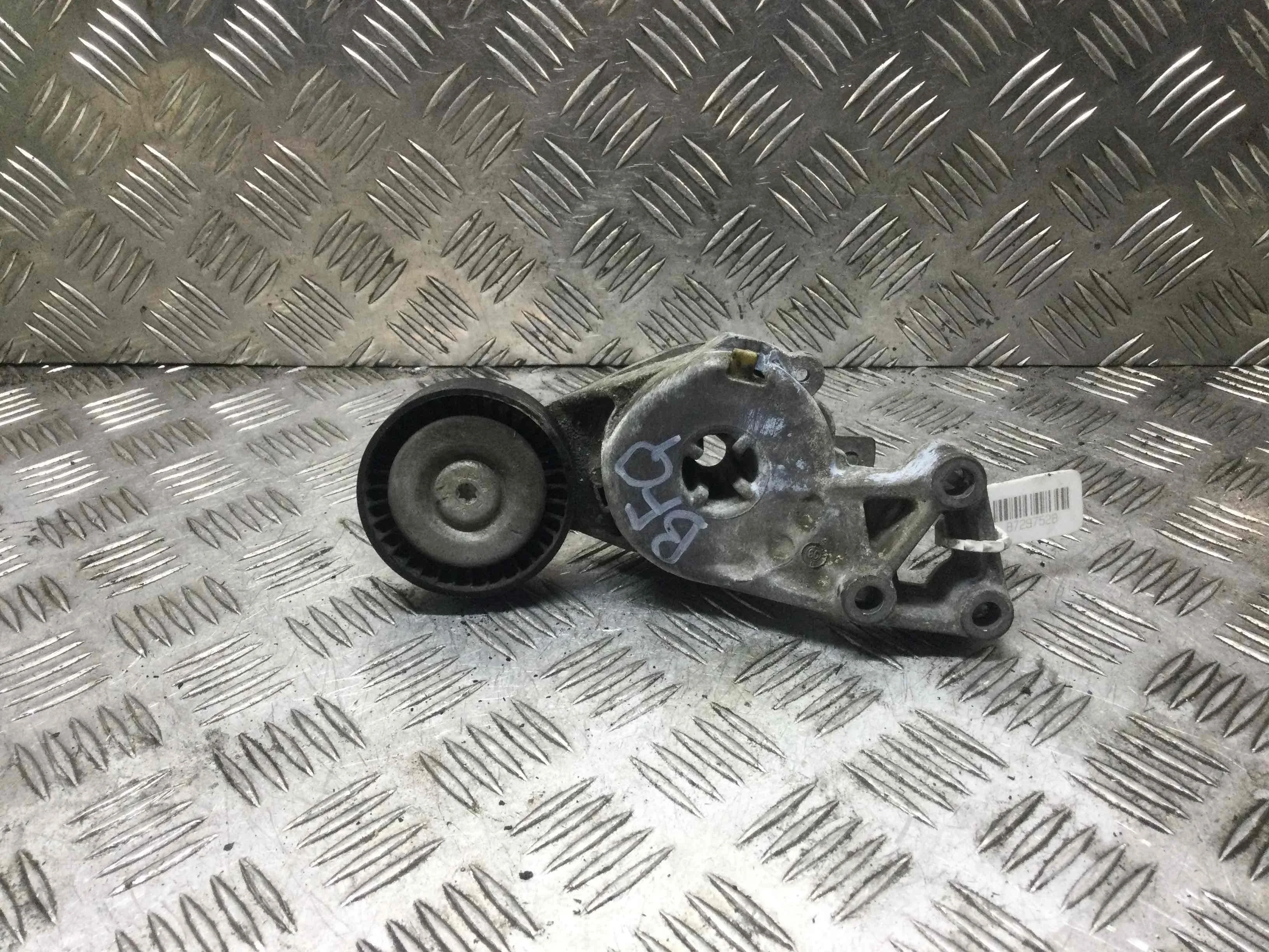 Натяжитель ремня генератора Skoda Octavia Tour (1996-2000) бензин 1.6 i Механика