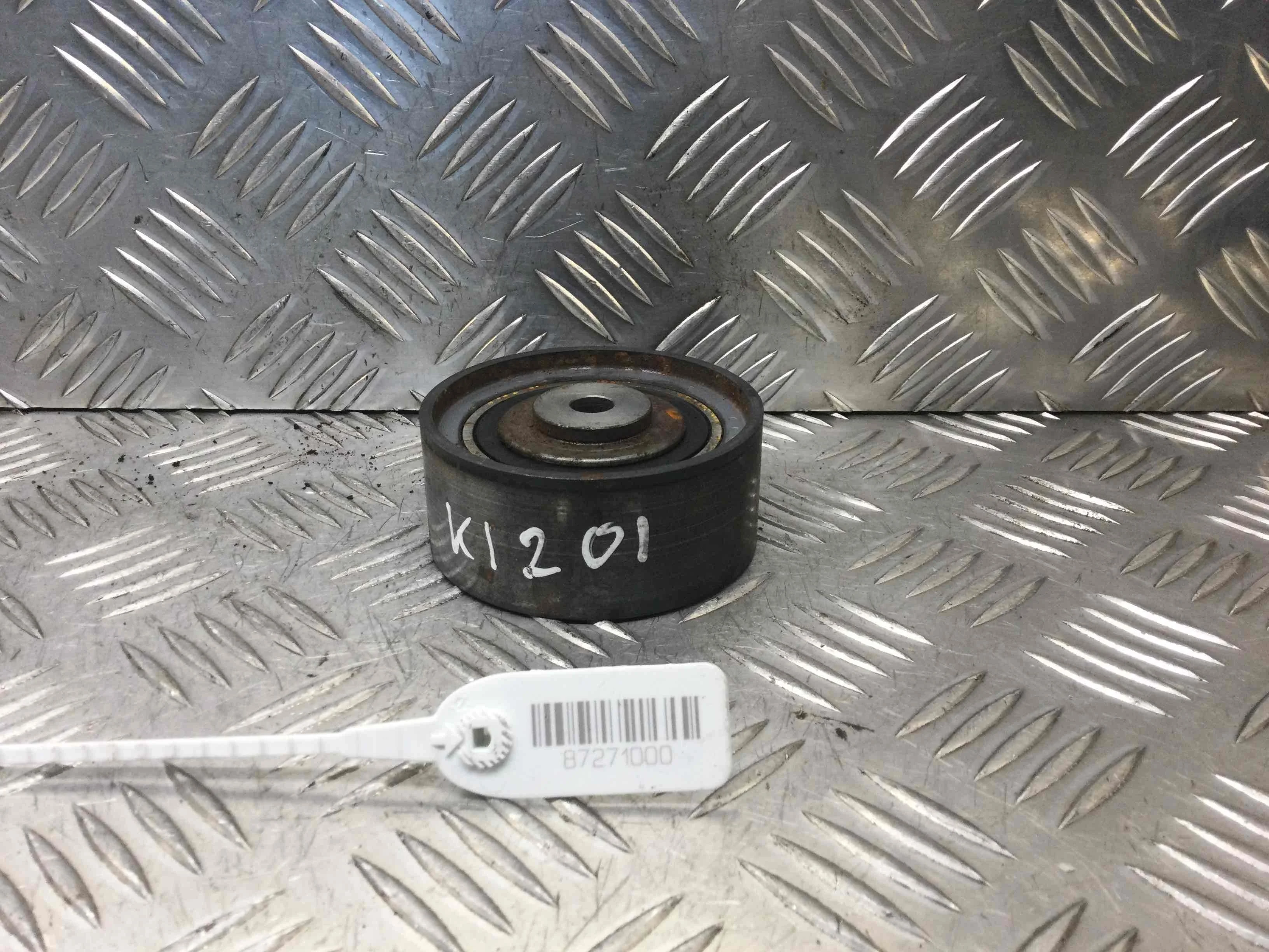 Ролик обводной Volkswagen Golf 7 поколение (2012-2017) дизель 2.0 TDI Механика Х/б