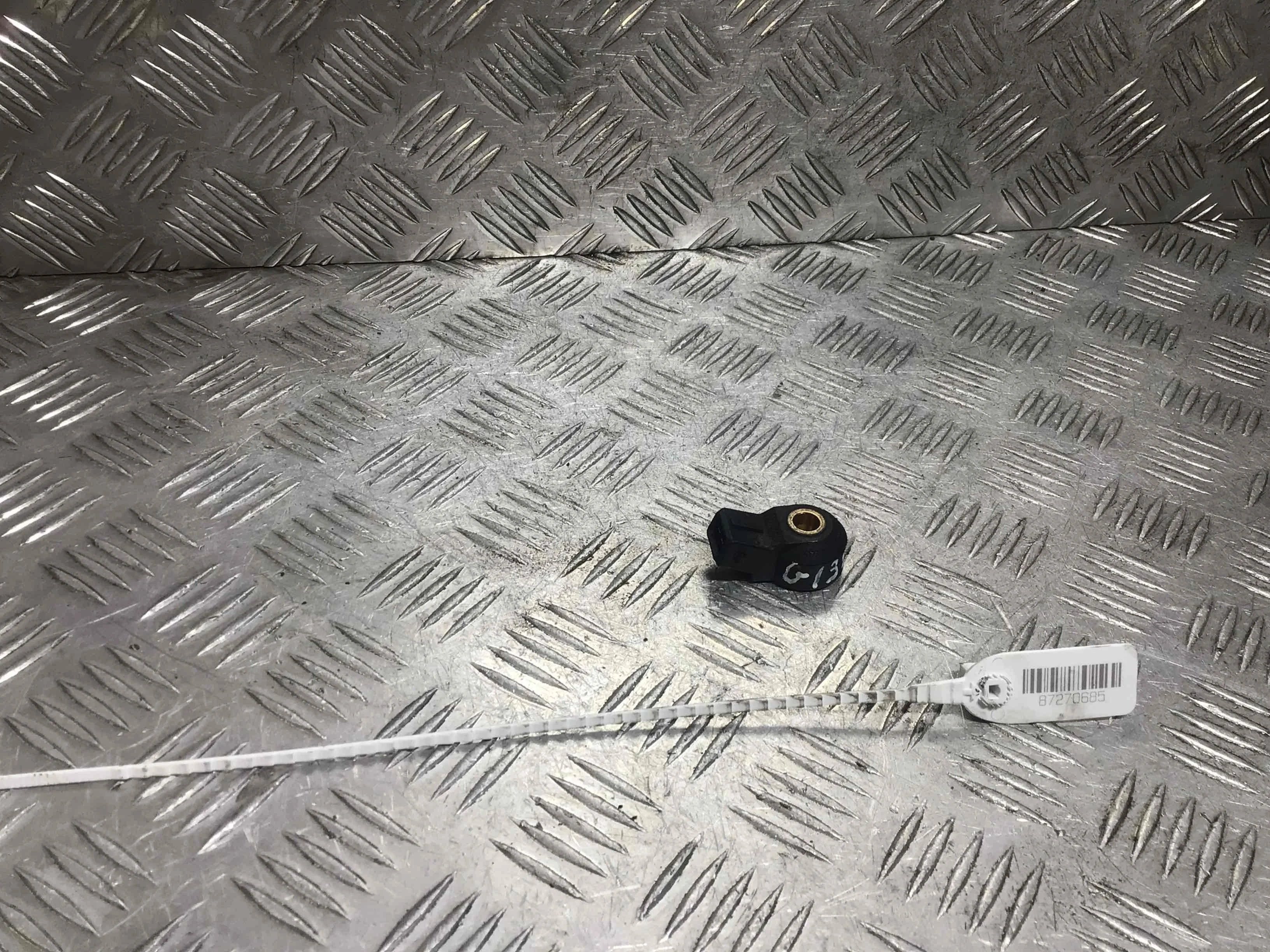 Датчик детонации Volkswagen Golf 4 поколение (1997-2004) бензин 1.4 i Механика Х/б