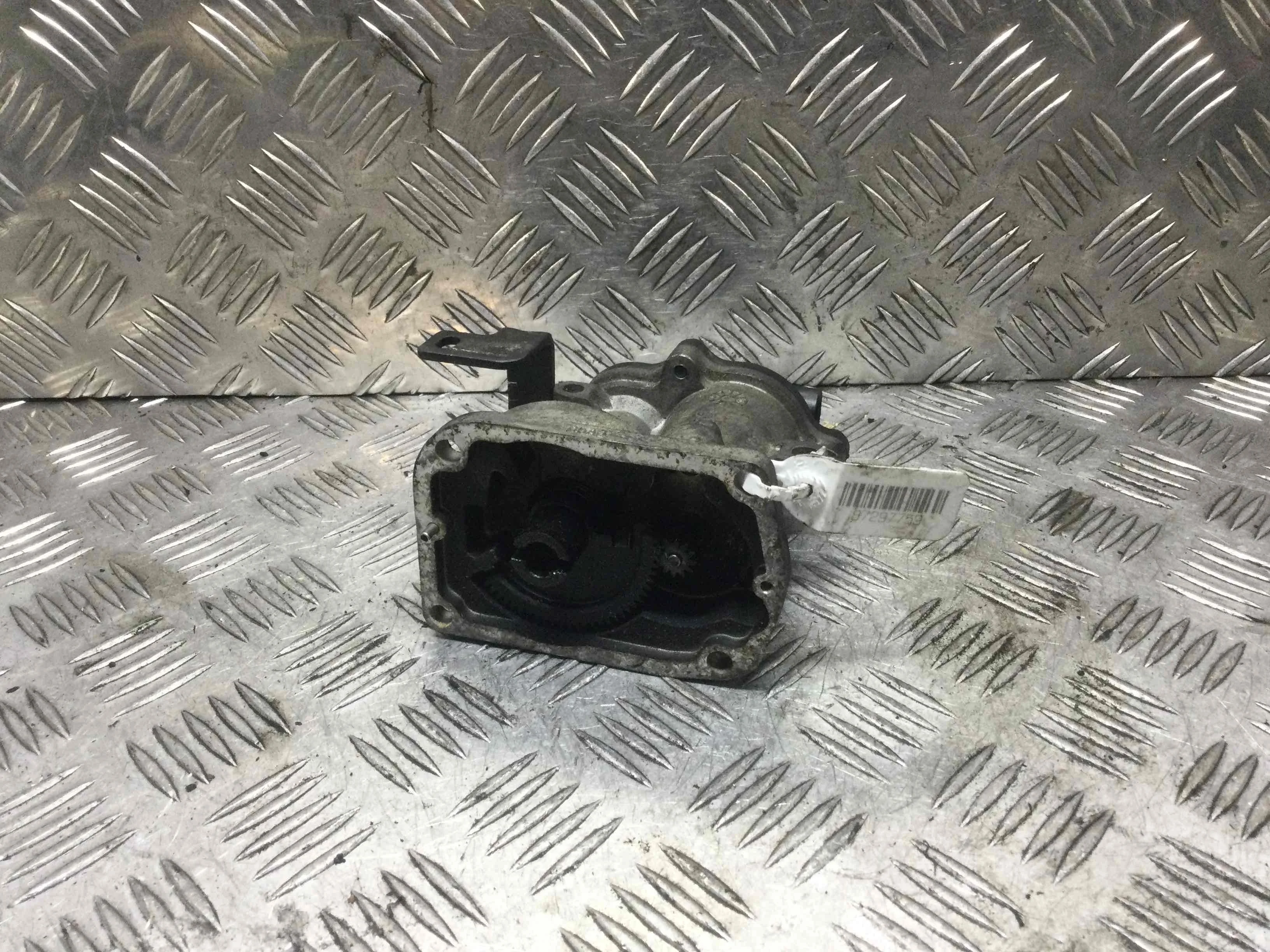 Клапан EGR Ford Transit Connect 1 поколение (2002-2009) дизель 1.8 TDCi Механика Фургон