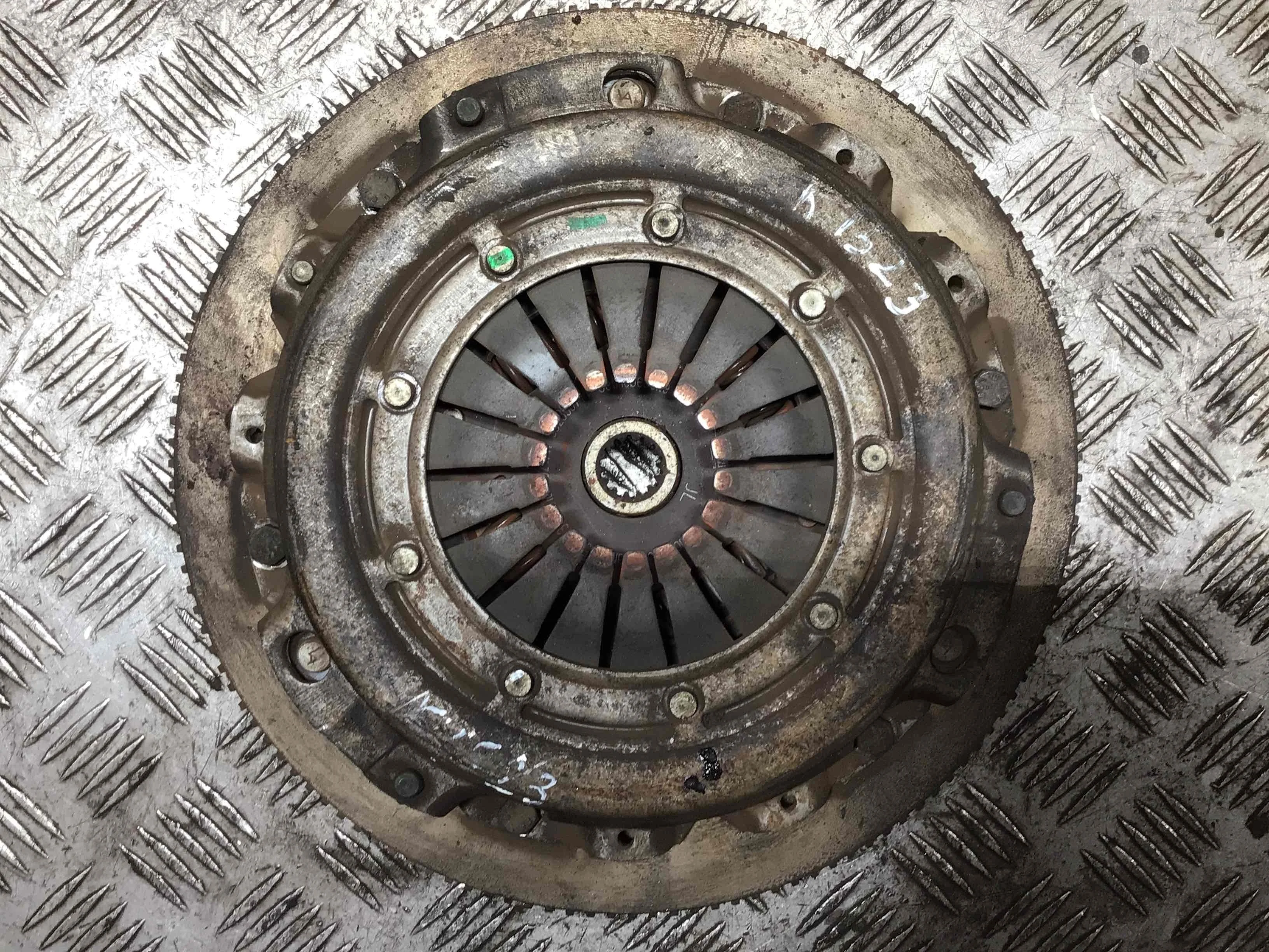 Маховик Opel Corsa D (2006-2011) бензин 1.4 i Механика Х/б