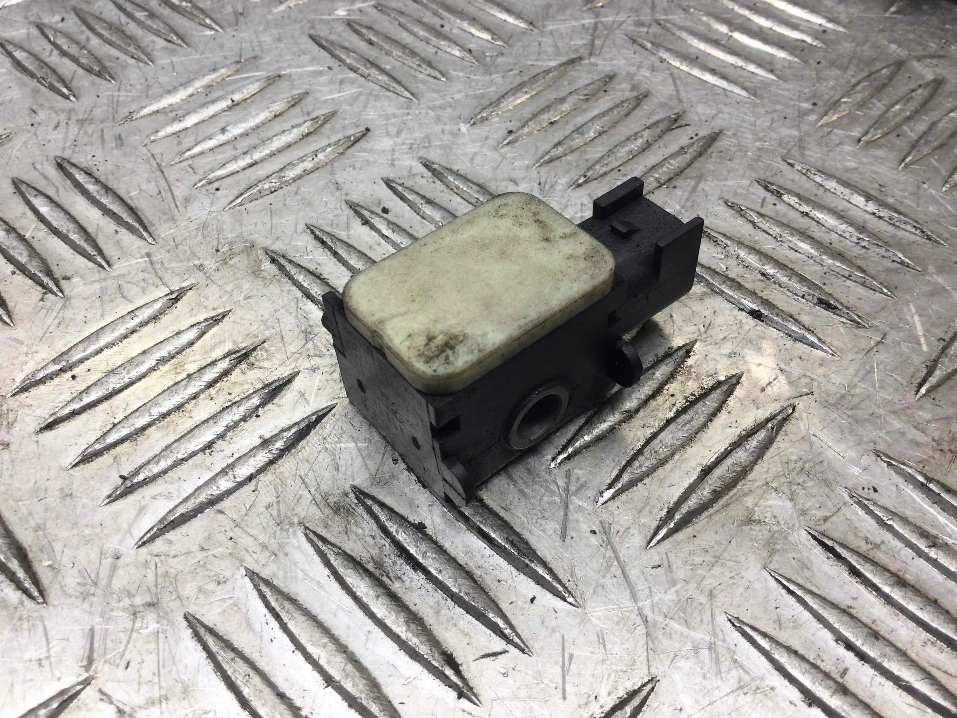 Датчик удара Ford Mondeo Mondeo IV 2007 - 2015 дизель 2.0   Седан