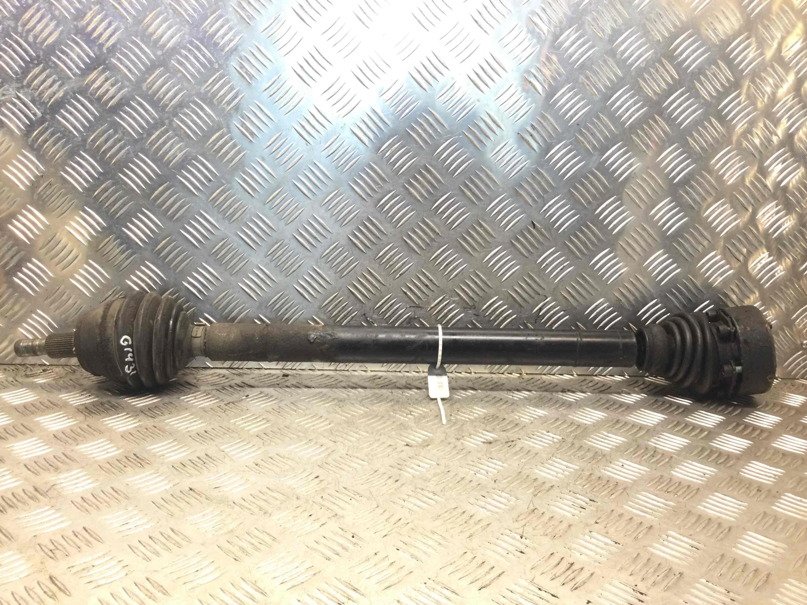 Полуось передняя правая (приводной вал, ШРУС) Audi A3 8L (1996-2000) дизель 1.9 TDI Механика Х/б