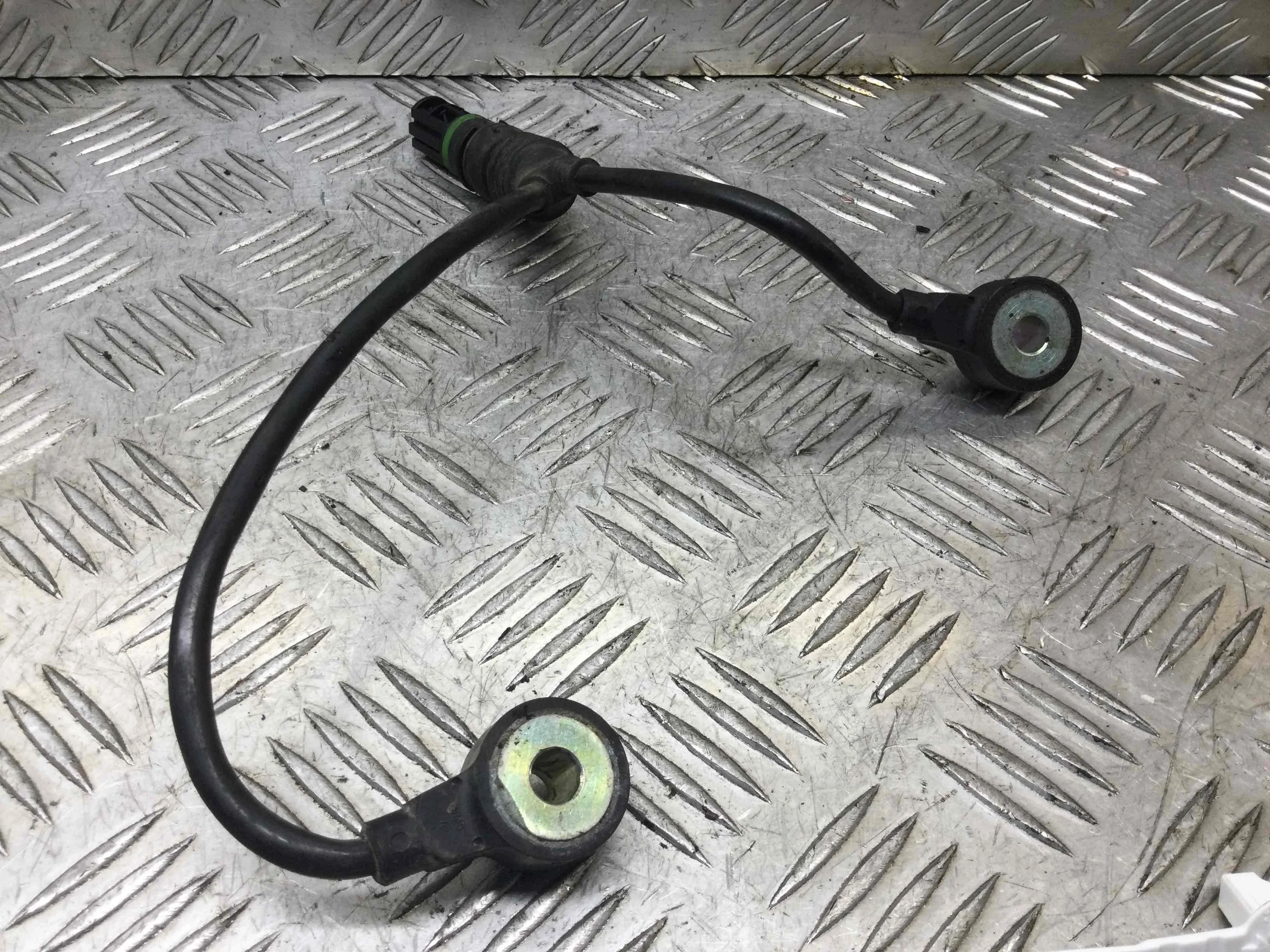 Датчик детонации BMW 3-Series 3-Series E46 1998 - 2006 бензин 1.9 i Механика Седан