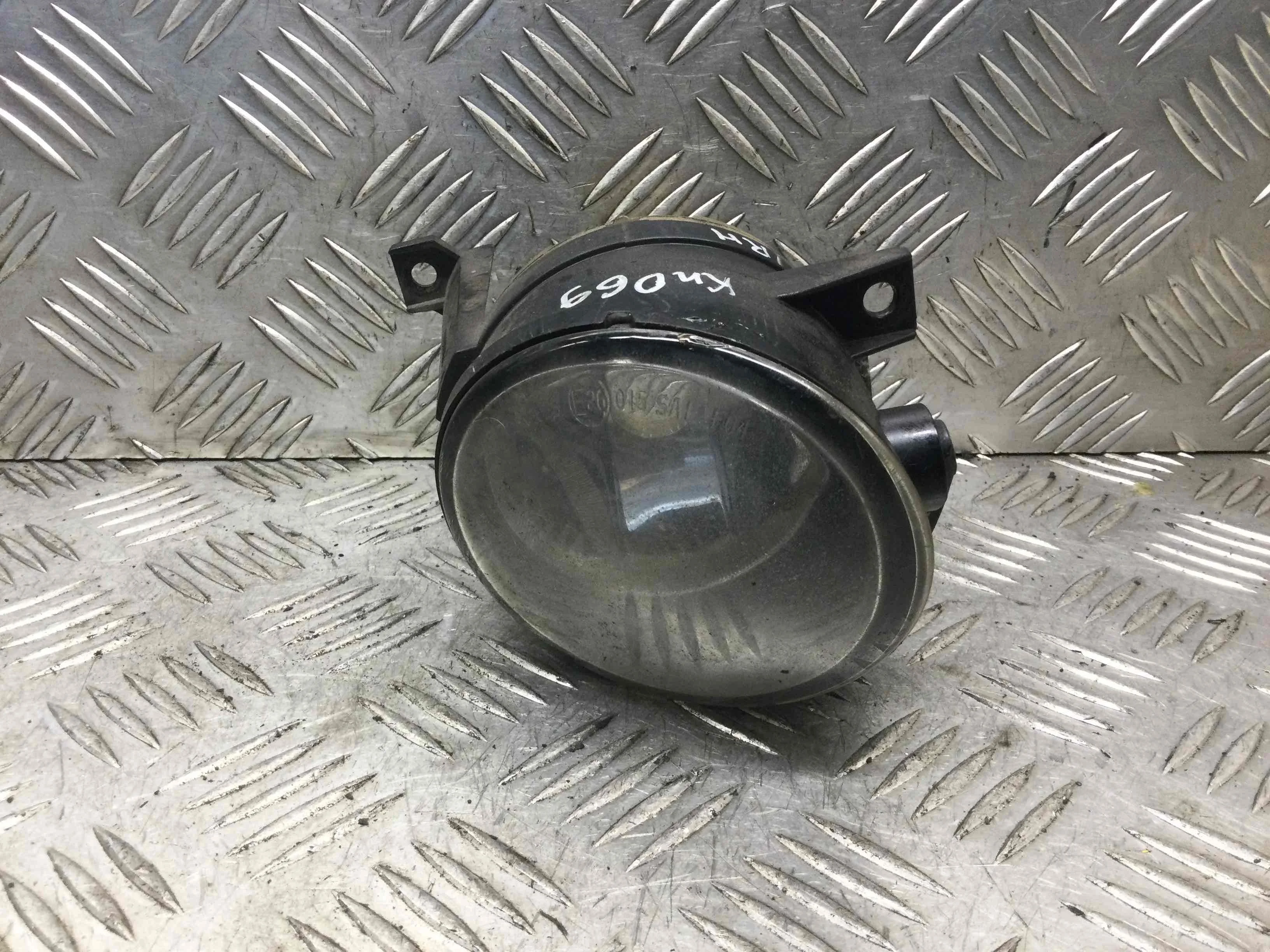 Фара противотуманная правая Volkswagen EOS 1 поколение 2006 - 2010 бензин 2.0   Купе