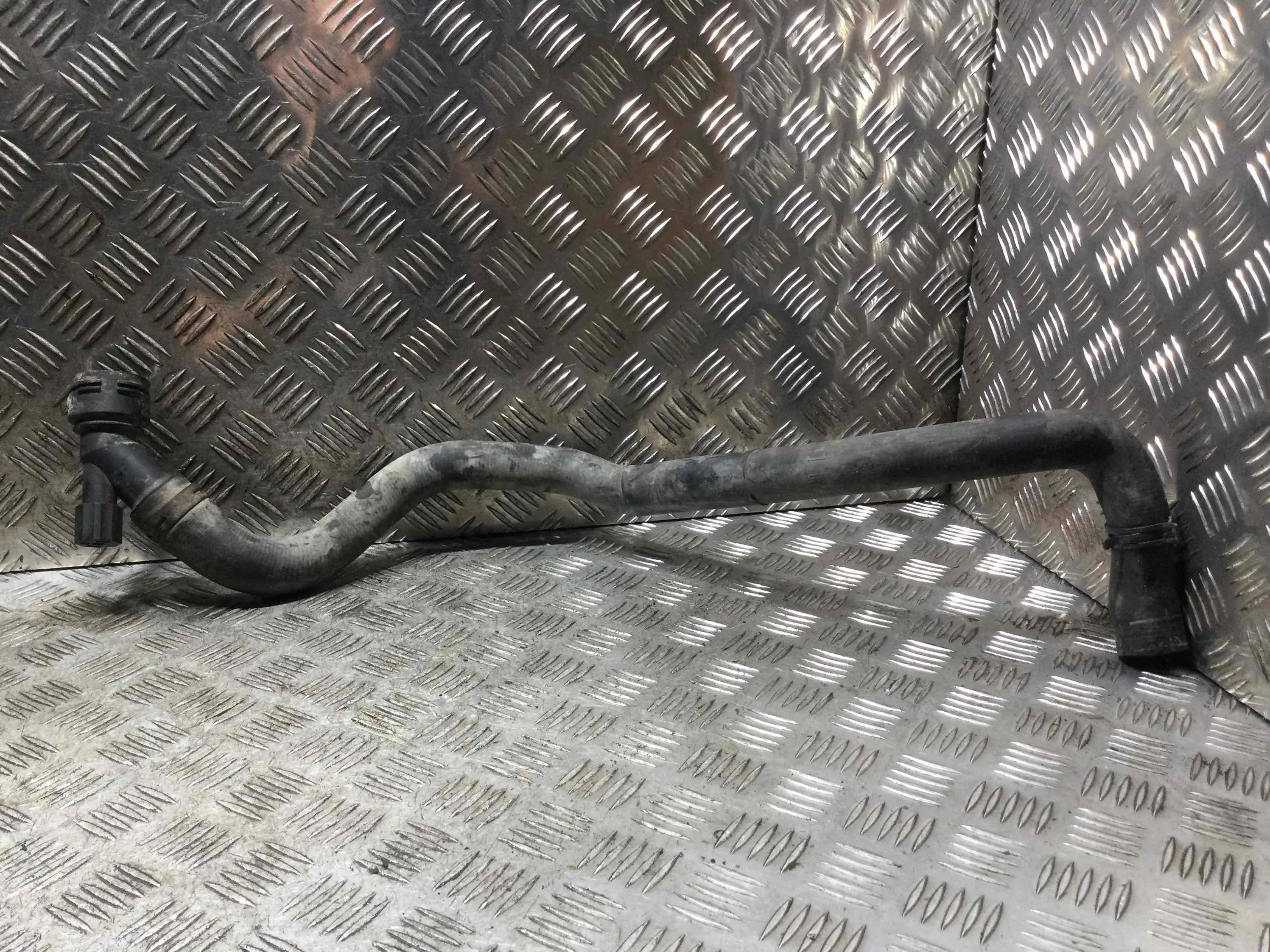 Патрубок радиатора Audi A3 8L (1996-2000) дизель 1.9 TDI Механика Х/б