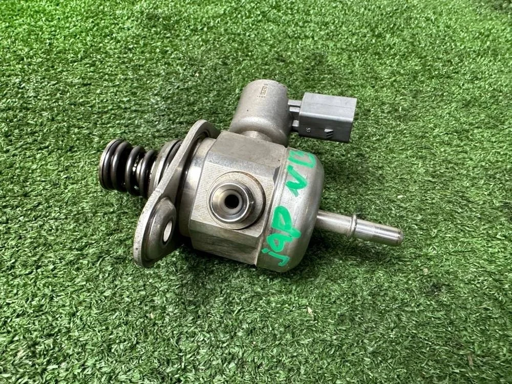 Топливный насос высокого давления BMW 116i F20