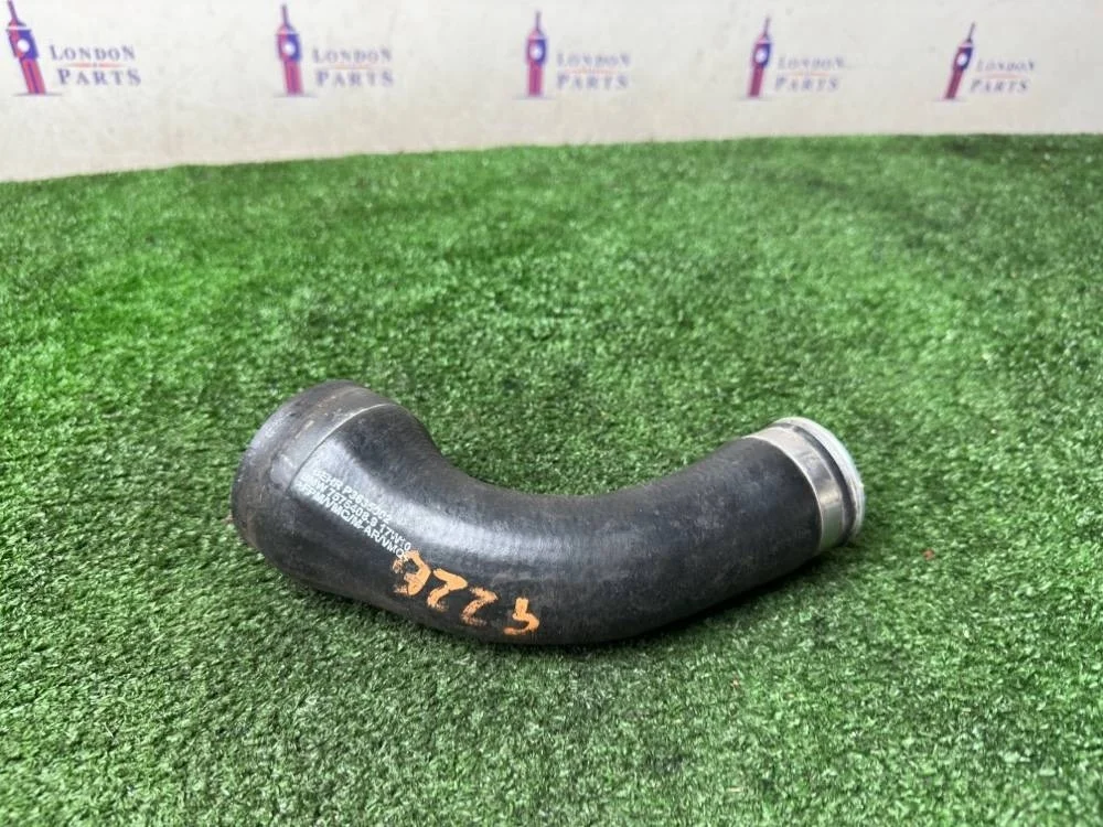 Воздуховод наддувочного воздуха BMW X5 50iX E70