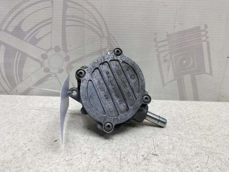 Вакуумный насос Mercedes-benz Vito W639