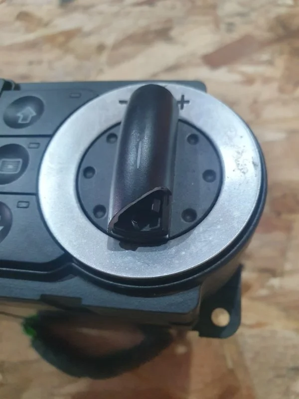 Блок управления климат-контролем Audi TT 2003-2006