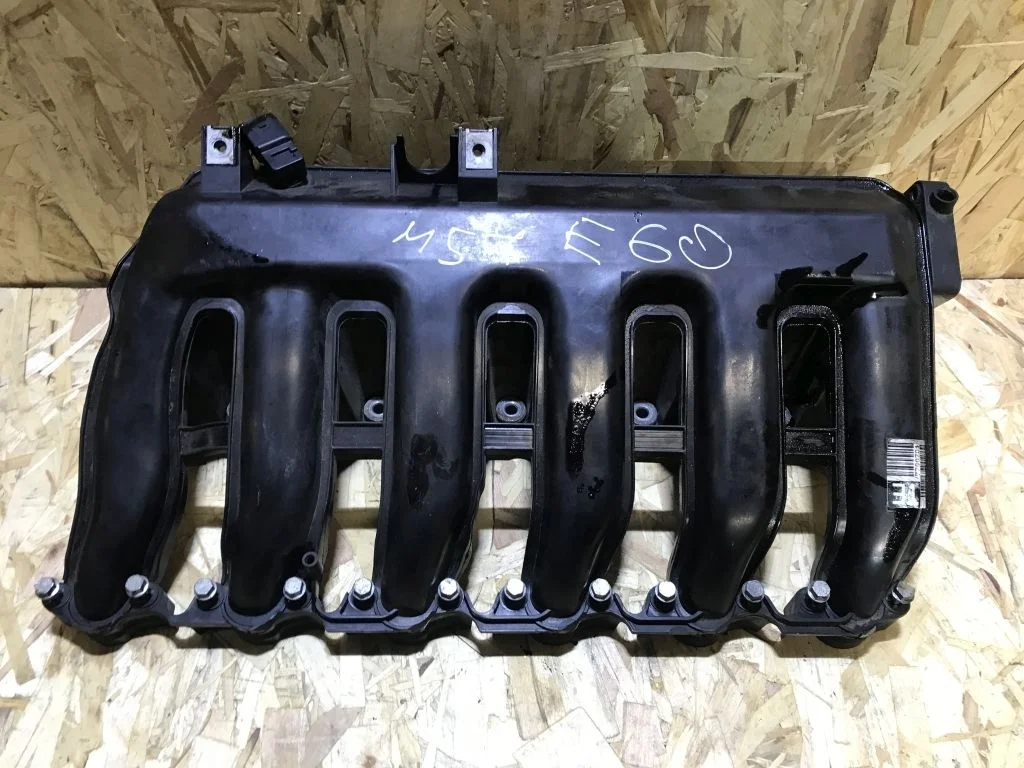 Коллектор впускной BMW E90 E60 E83 E70 E71