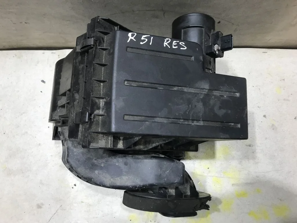 Корпус фильтра Nissan Pathfinder R51M