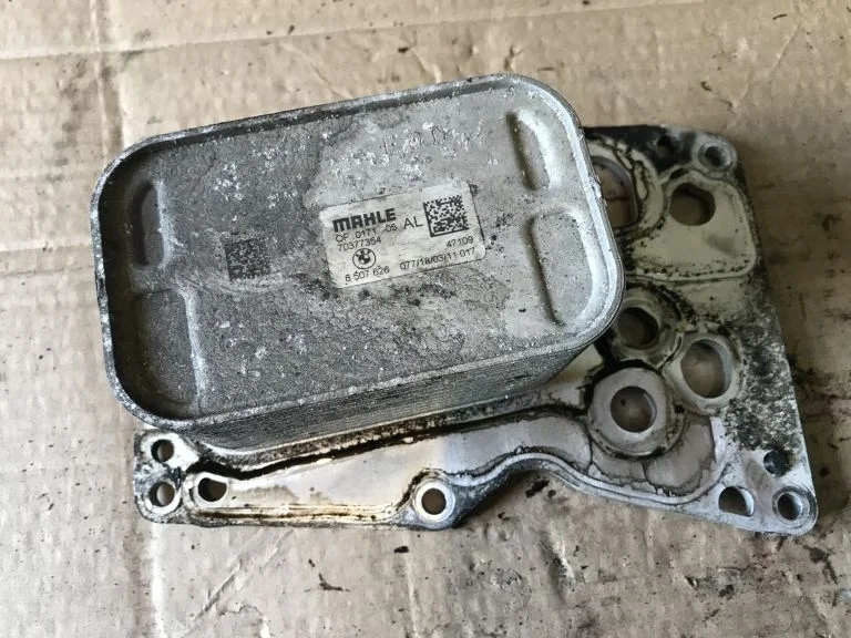 Радиатор масляный BMW Mini 11428507626