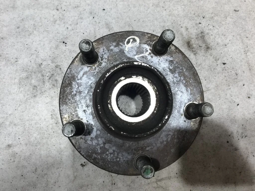 Ступица передняя Nissan Qashqai J10