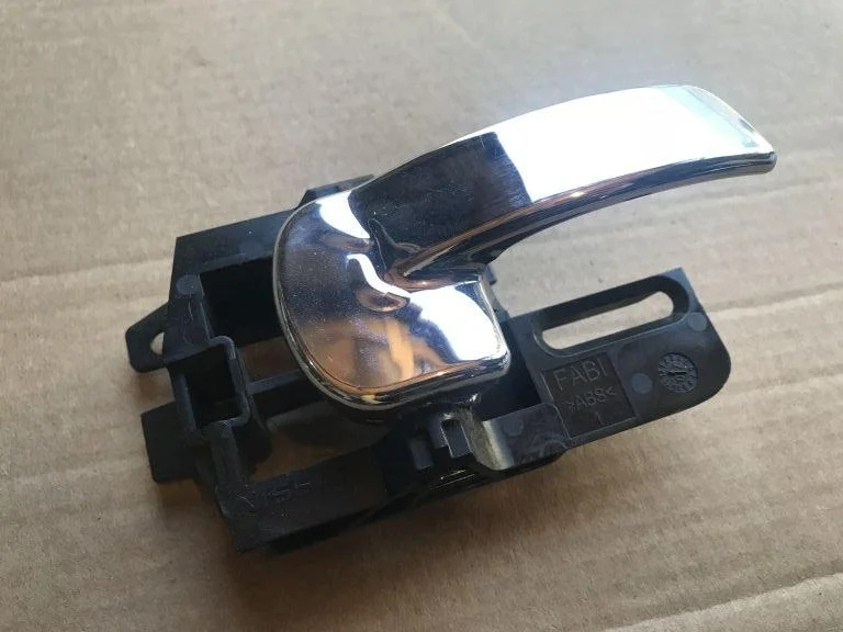 Ручка двери внутренняя правая Qashqai J10