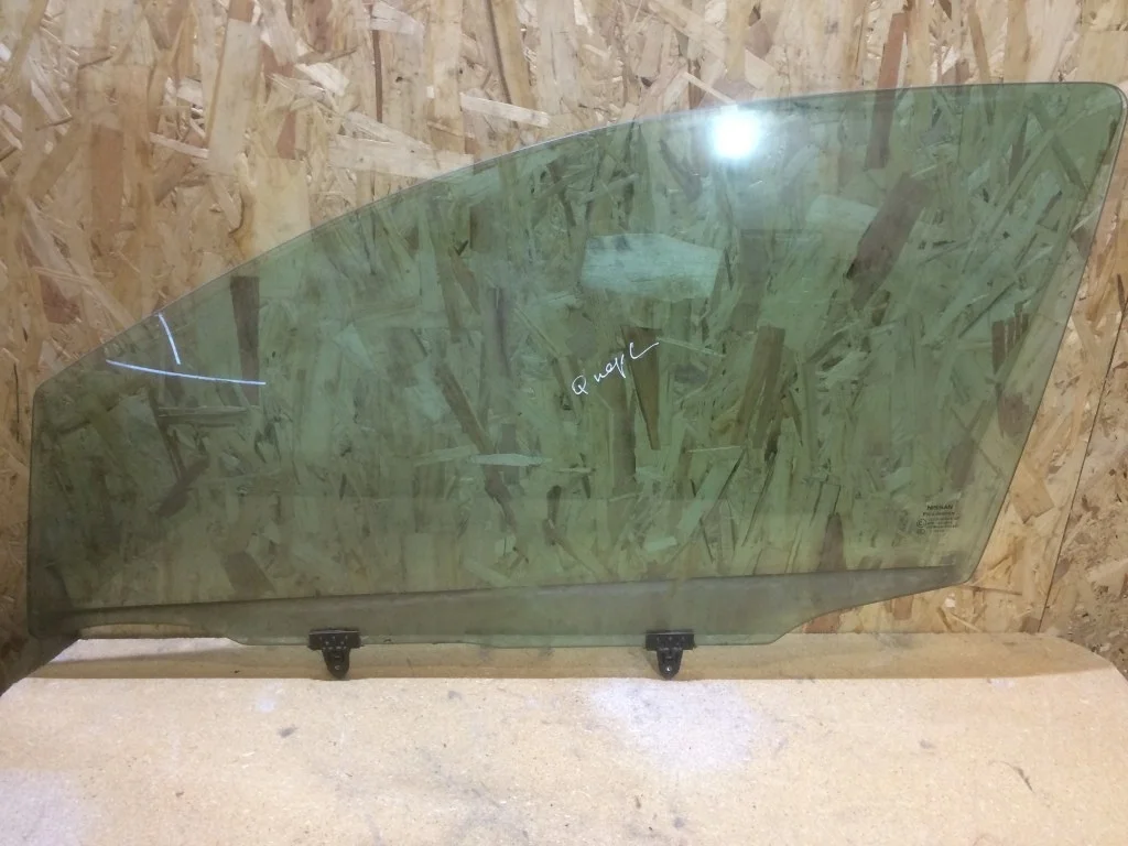 Стекло двери передней левой Nissan Qashqai J10