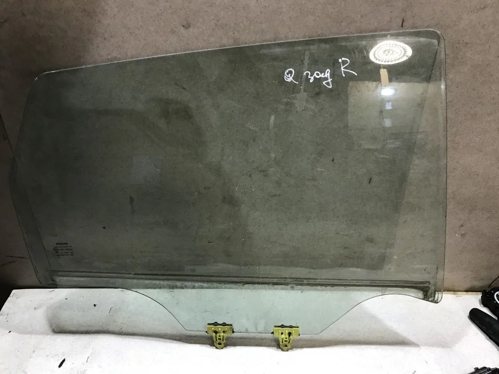 Стекло двери задней правой Nissan Qashqai J10