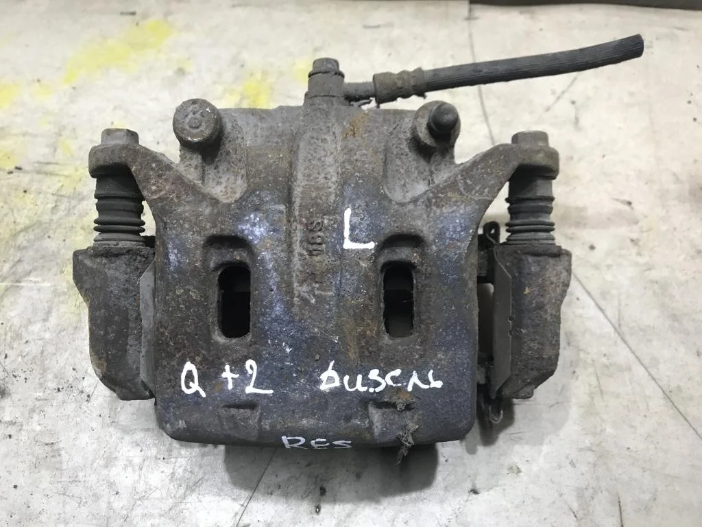 44011JY00A Суппорт левый Nissan Qashqai +2