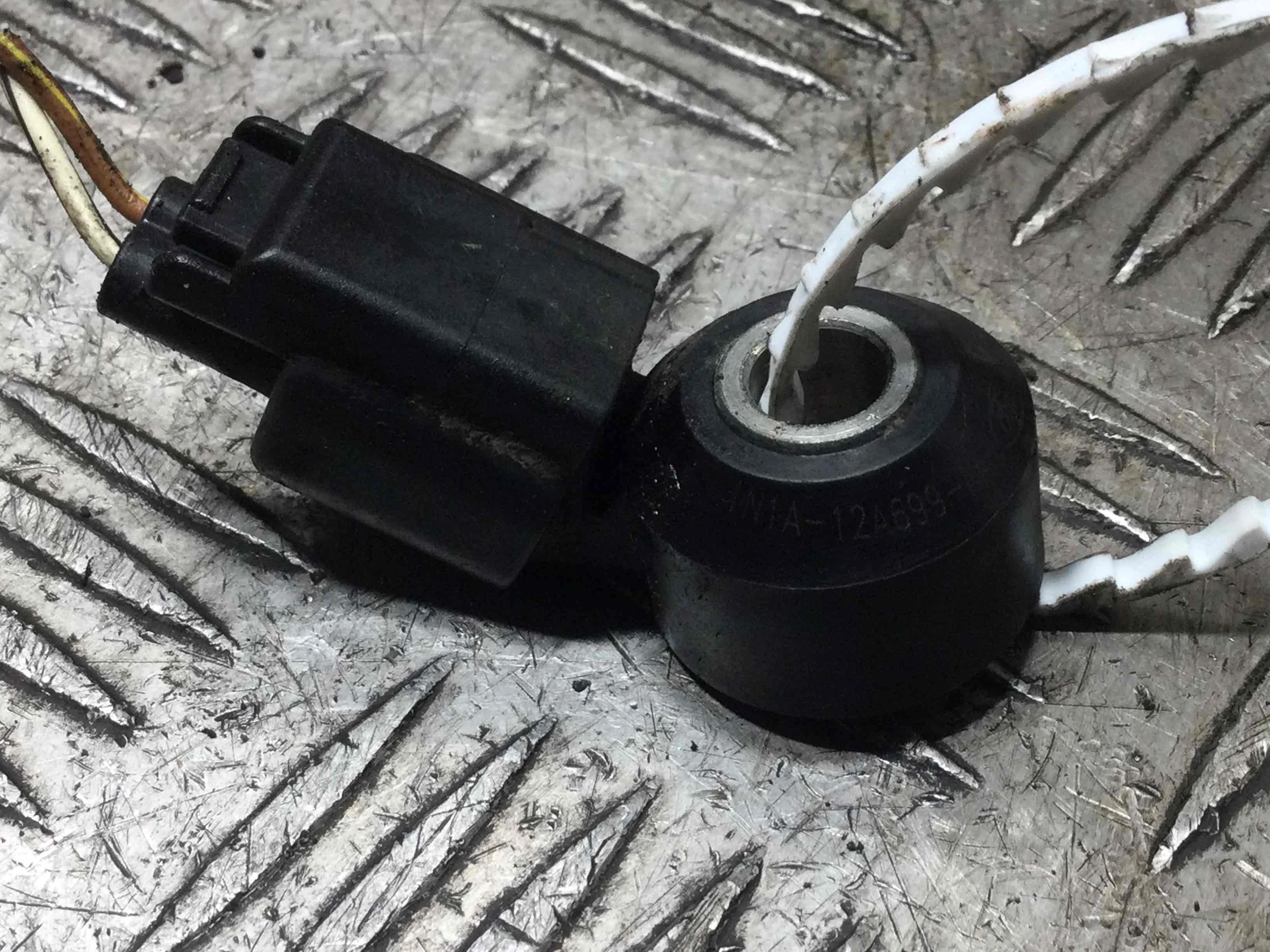 Датчик детонации Ford Transit Connect 1 поколение (2002-2009) дизель 1.8 TDCi Механика Фургон