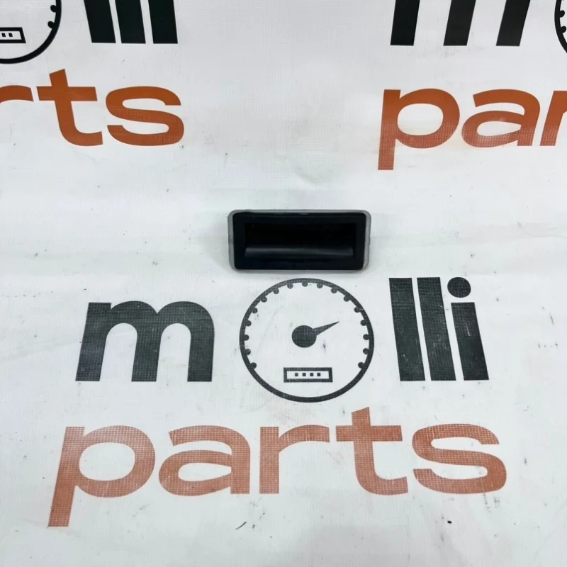 Кнопка открывания багажника Audi A6 2019 C8