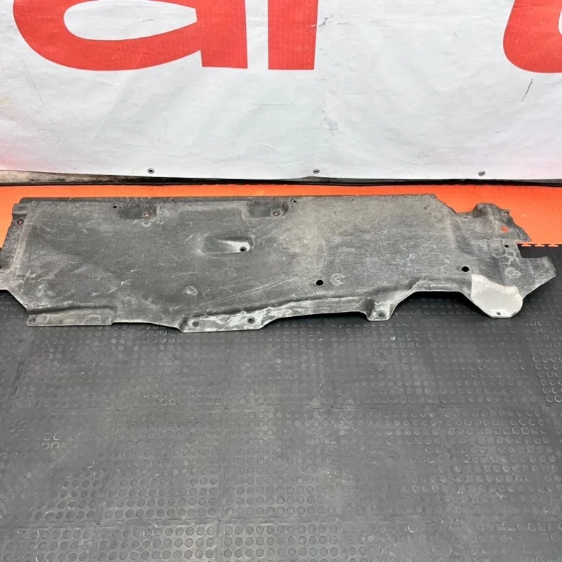 Защита днища Audi Q8 2019