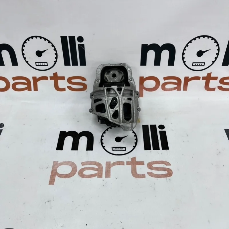 Подушка двигателя Audi Q8 2019