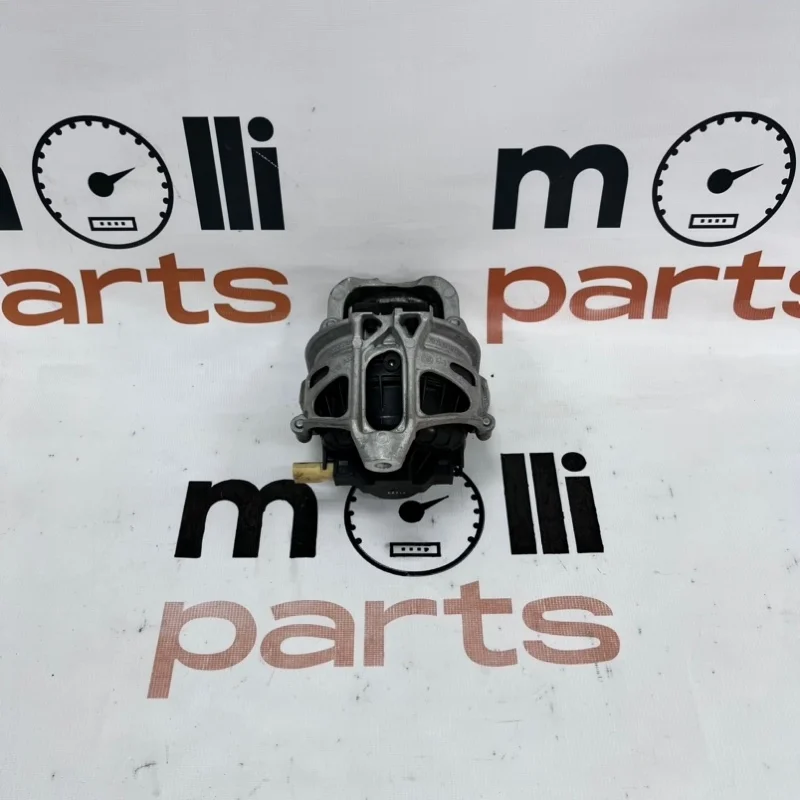 Подушка двигателя Audi Q8 2019