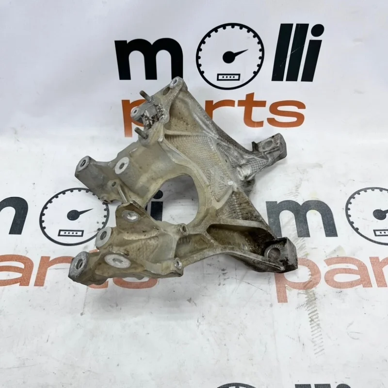 Кронштейн Audi A4 2019 B9