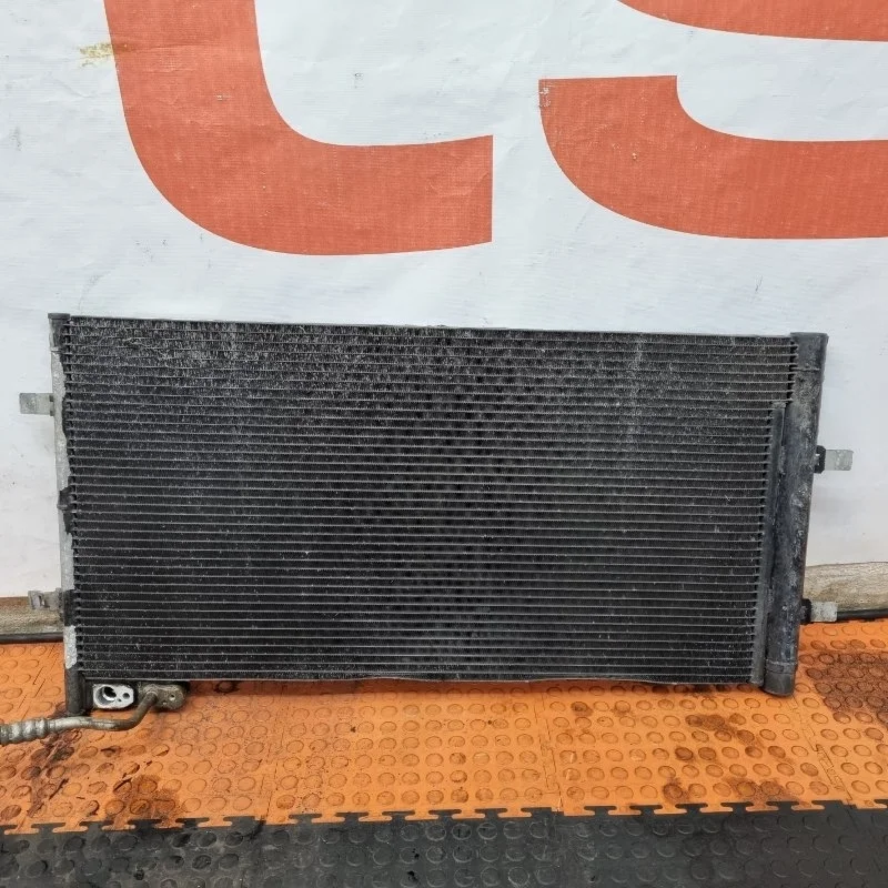 Радиатор кондиционера Audi Q3 2014 8U