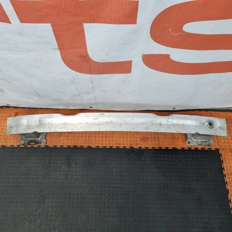 Усилитель бампера Audi A6 2019 C8