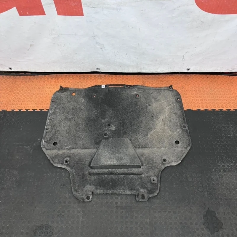 Защита днища Audi Q8 2019