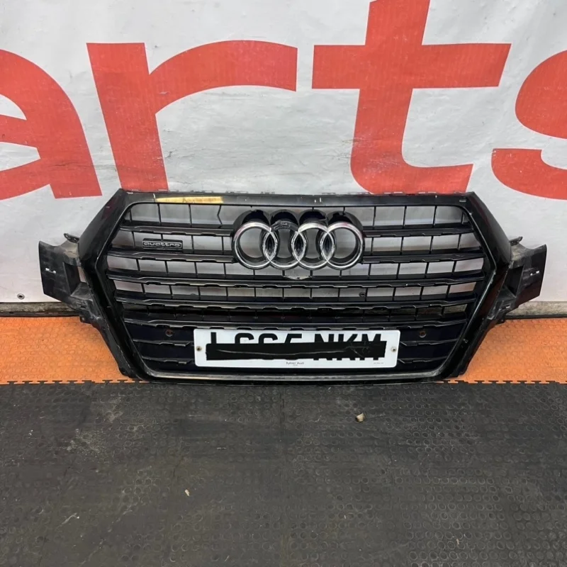 Решетка радиатора Audi Q7 2016 4M