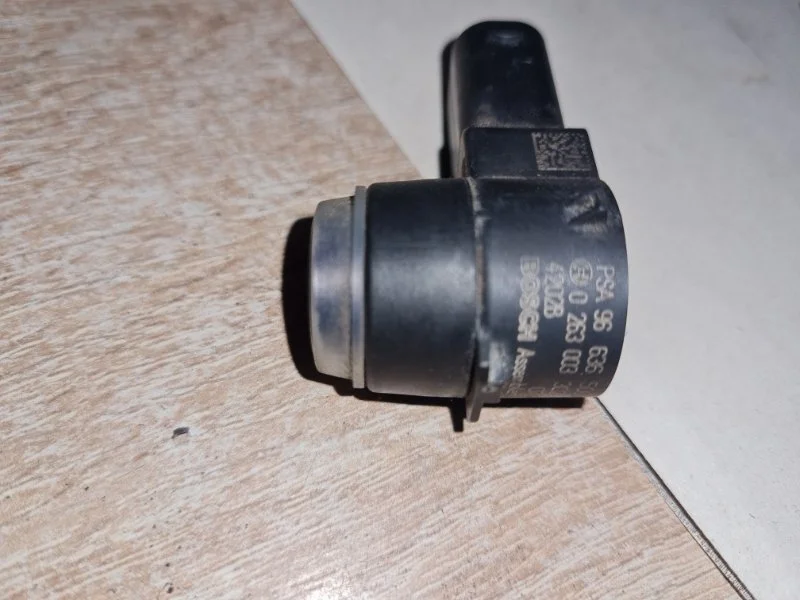 Датчик парктроника Peugeot 308 2011 универсал