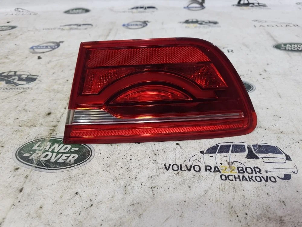Фонарь задний правый Jaguar XE X760 RH дорестайлин XE I (2015—2019)