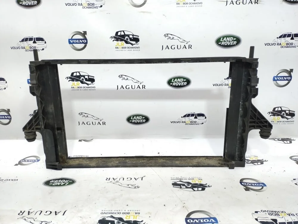 Рамка радиатора Volvo S40 V50 C30 C70 C70 II (2005—2009) B5254T7 2007