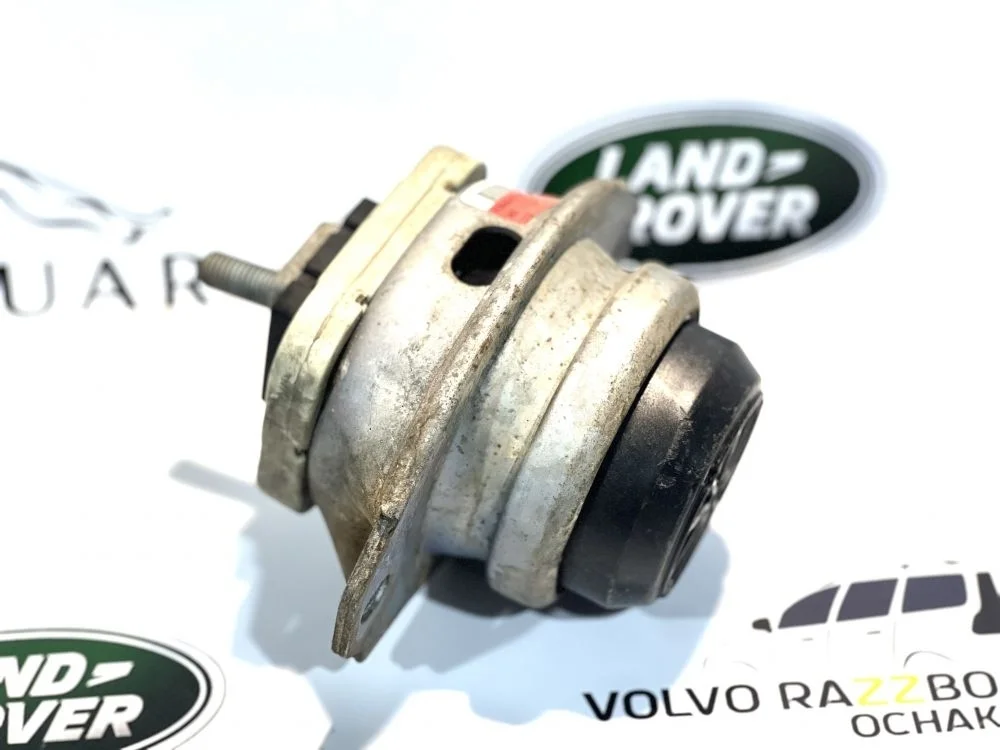 Опора двигателя Land Rover Discovery 3 4 2.7 RRS 1 Discovery III (2004—2009) 276DT 2006