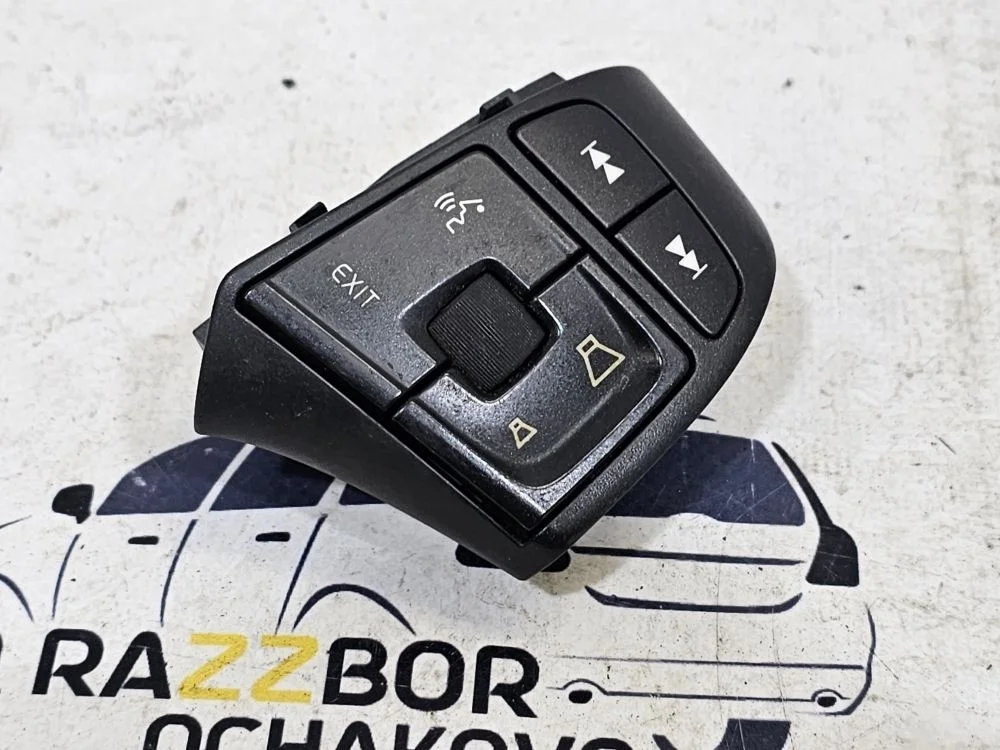 Кнопки руля правые Volvo S60 S80 V60 V70 XC60 XC70 S80 II рестайлинг (2009—2013)