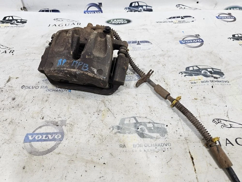 Суппорт передний правый Range Rover Sport L320 Range Rover Sport I (2005—2009)