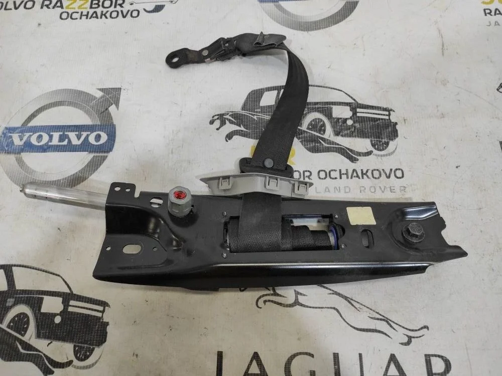 Ремень безопасности правый в сборе Volvo S80 XC70 V70 III рестайлинг (2013—2016) D4204T5 2015