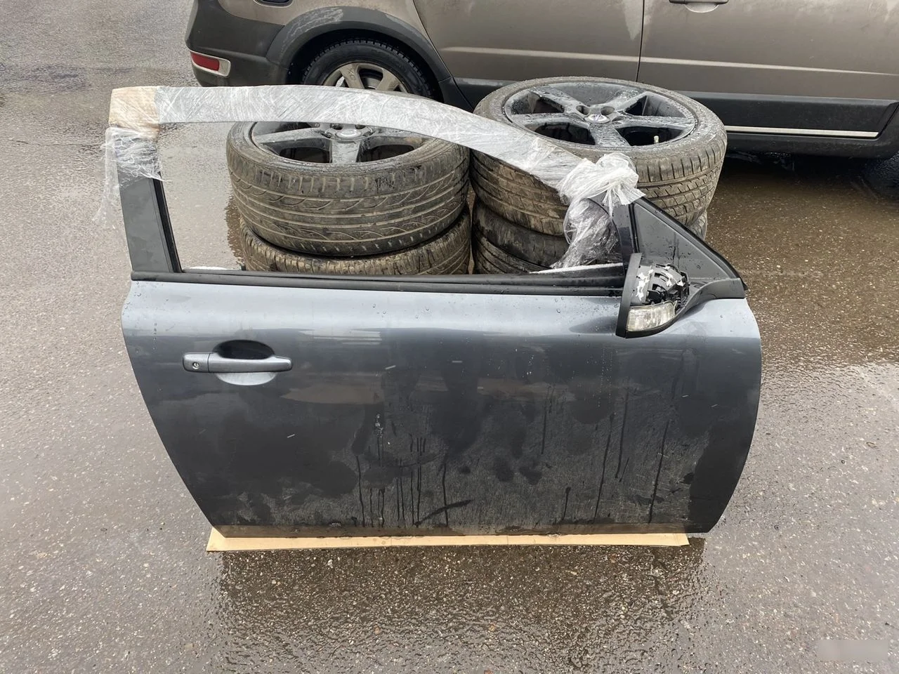 Дверь передняя правая Volvo C30 2006-2013 C30 I рестайлинг (2010—2013)