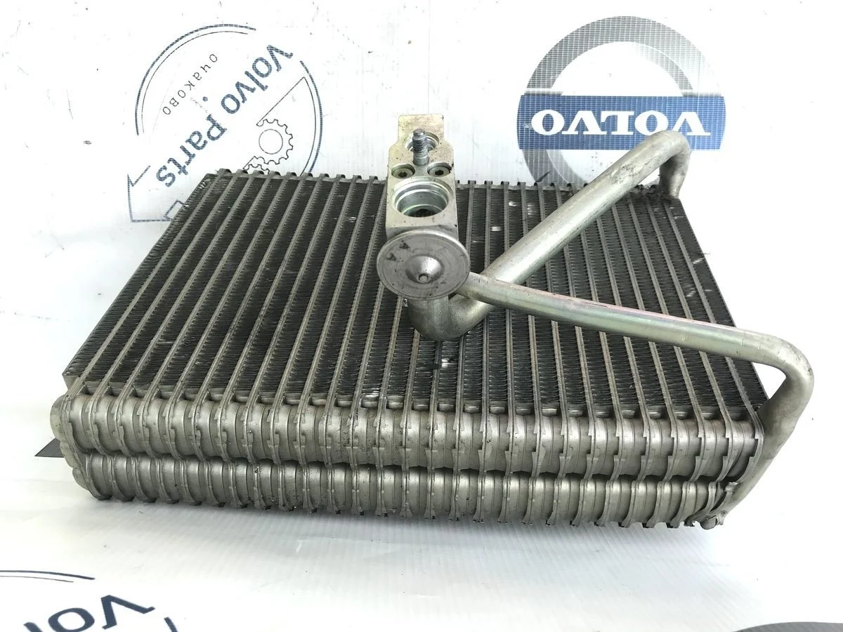 Радиатор кондиционера салонный Volvo XC90 (C) I ре XC90 I рестайлинг (2006—2014)