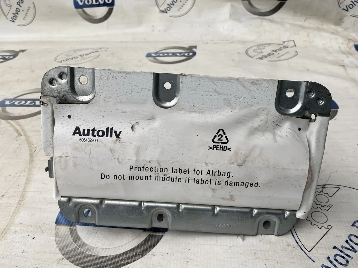 Airbag пассажирский Volvo V70 (S) (2008-2016) V70 V70 III (2007—2013) D5244T11