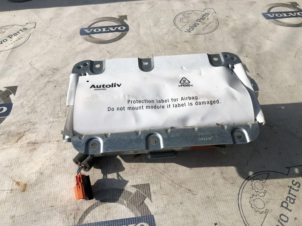 Airbag пассажирский Volvo V70 (S) (2008-2016) V70 III (2007—2013)