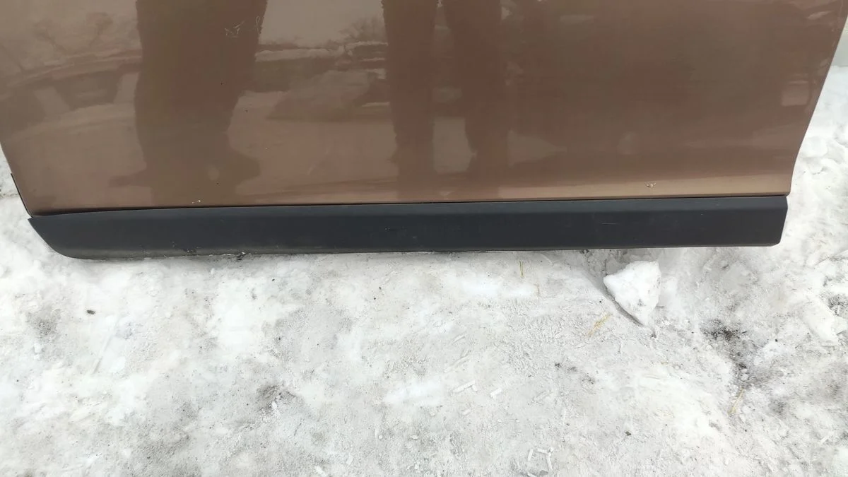 Молдинг передней левой двери Volvo XC60 I (2008-20 XC60 I (2008—2013) B6324S