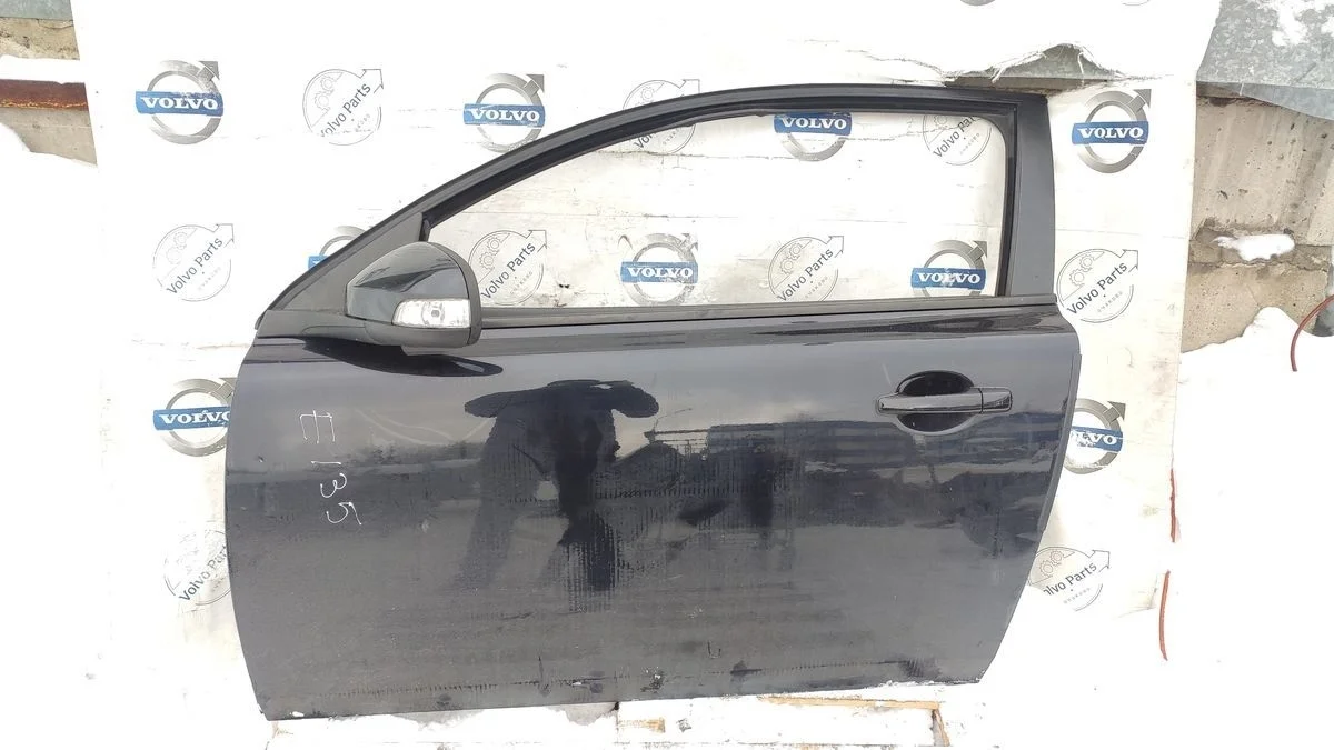 Дверь передняя левая Volvo C30 2006-2013 C30 I рестайлинг (2010—2013) D4164T